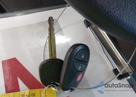 2016 Toyota Sienna L 7 Passenger from USA, damaged, VIN 5TDZK3DC0GS739996